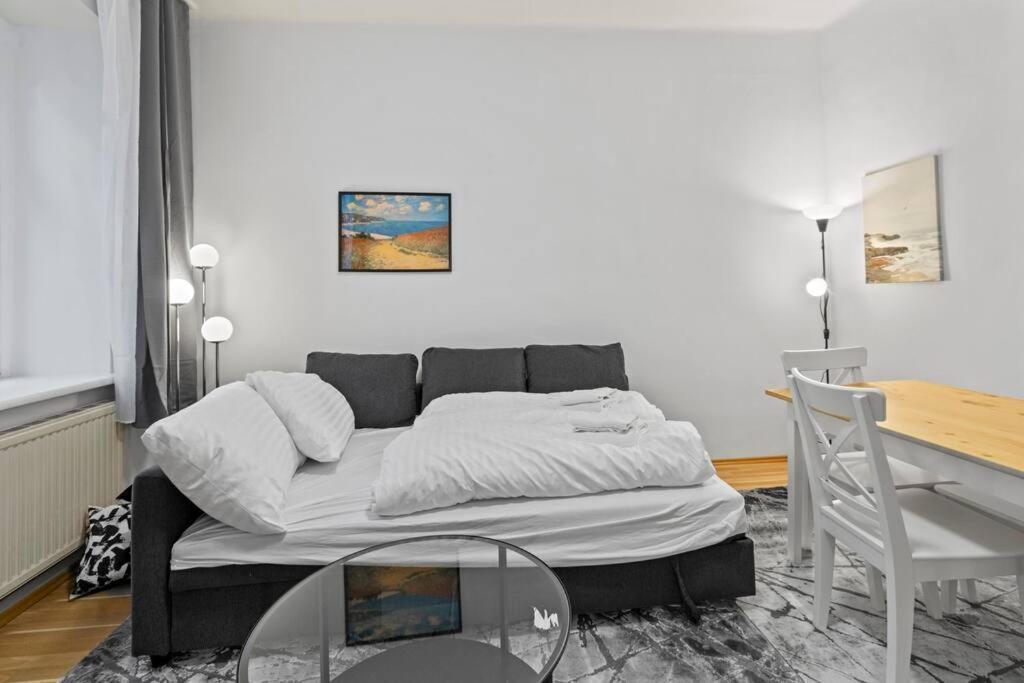 Modern Apartment Close To Center - 2Br فيينا المظهر الخارجي الصورة