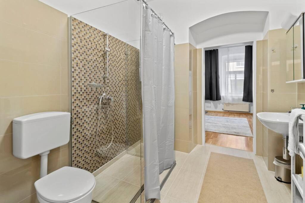 Modern Apartment Close To Center - 2Br فيينا المظهر الخارجي الصورة